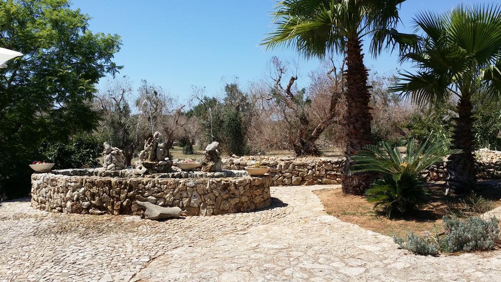 Agriturismo Tenuta La Siesta กัลลีโปลี ภายนอก รูปภาพ