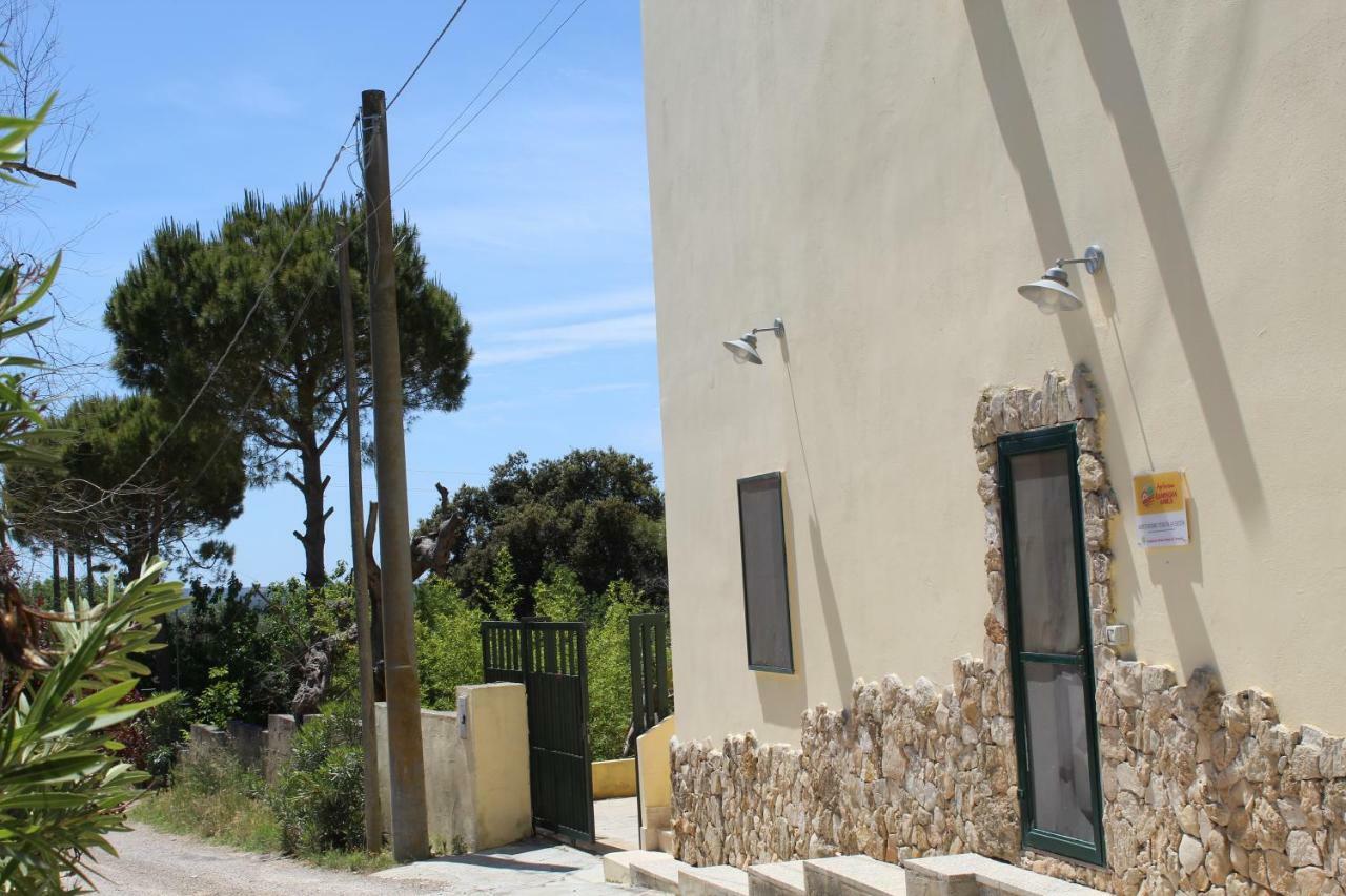 Agriturismo Tenuta La Siesta กัลลีโปลี ภายนอก รูปภาพ